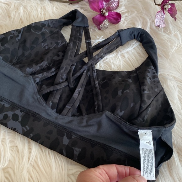 LULULEMON Athletica sport bra - Picture 8 of 12